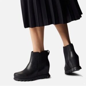 Sorel Joan Of Arctic Wedge Chelsea III Ankle Leather Boots in Black Sz 8